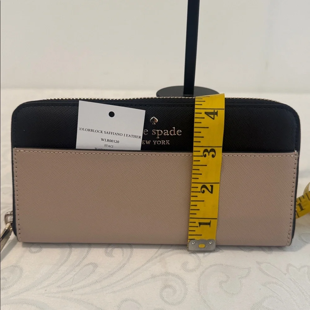♠️Kate Spade Black NY Staci Continental Wallet